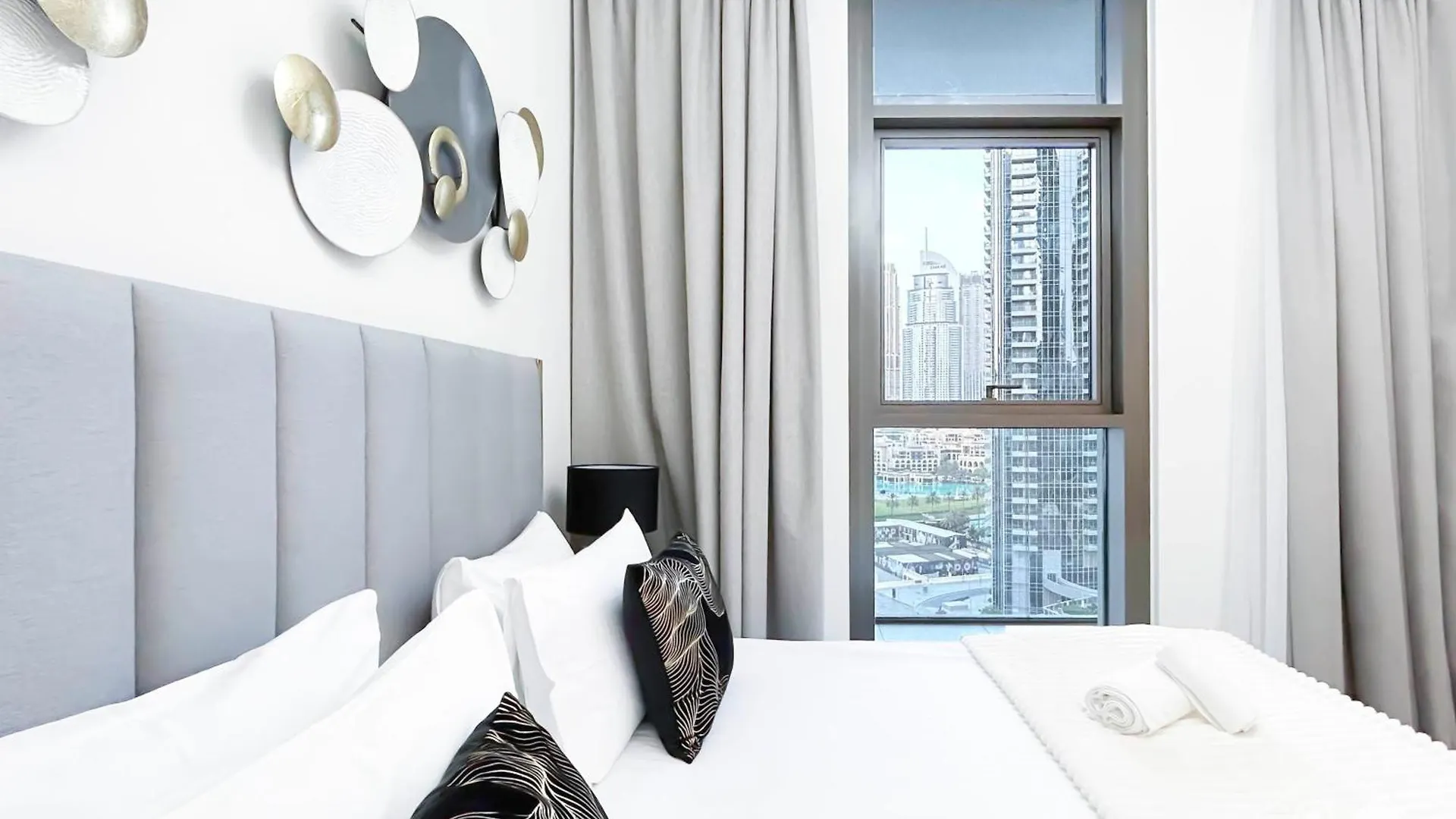 두바이 Luxurious 2Br In Burj Crown With Burj Khalifa View 아파트