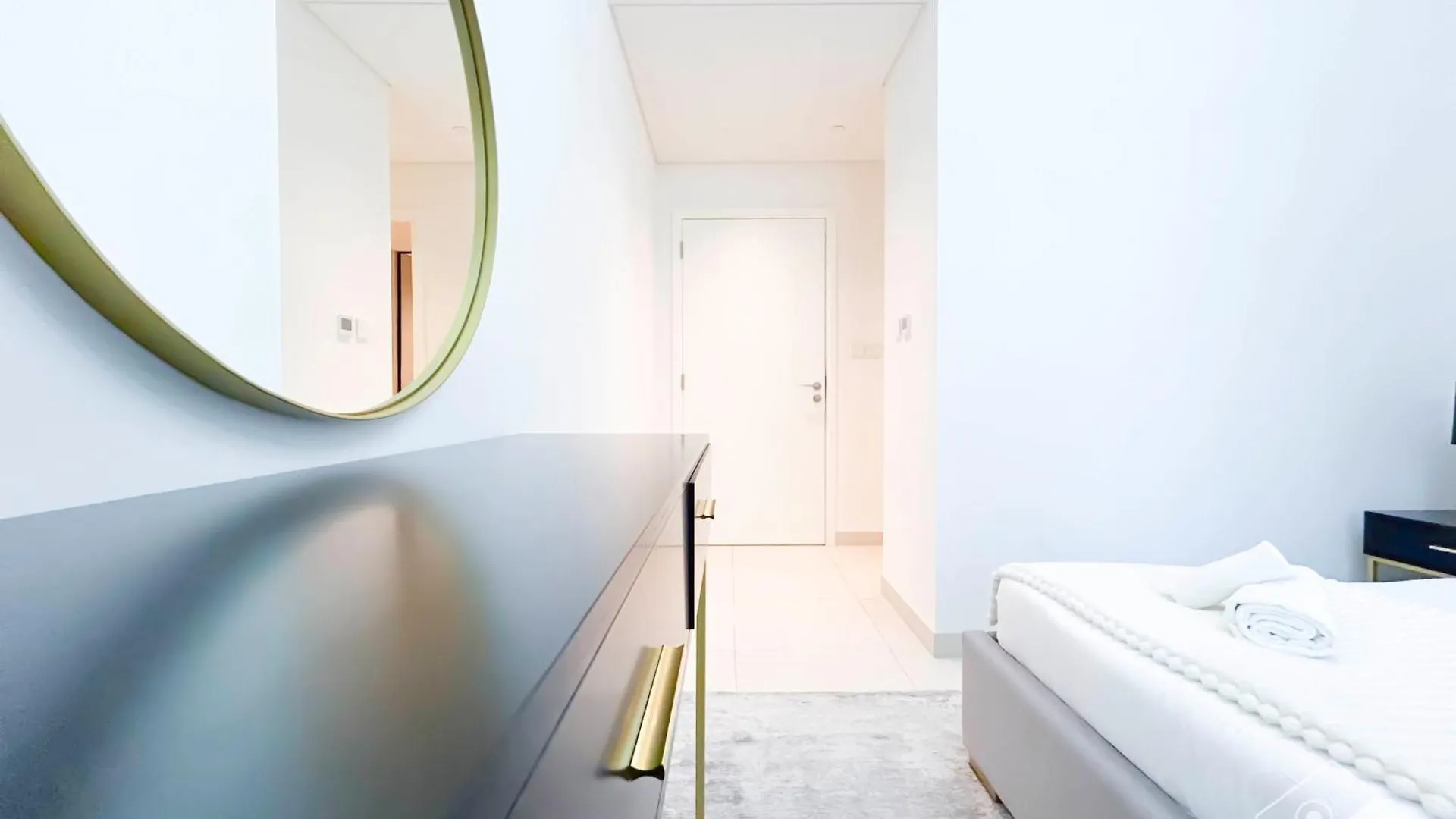 두바이 Luxurious 2Br In Burj Crown With Burj Khalifa View 아파트
